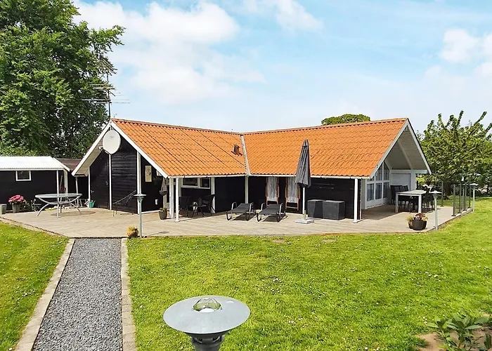 Luxury Retreat On Als - By Traum Sarup